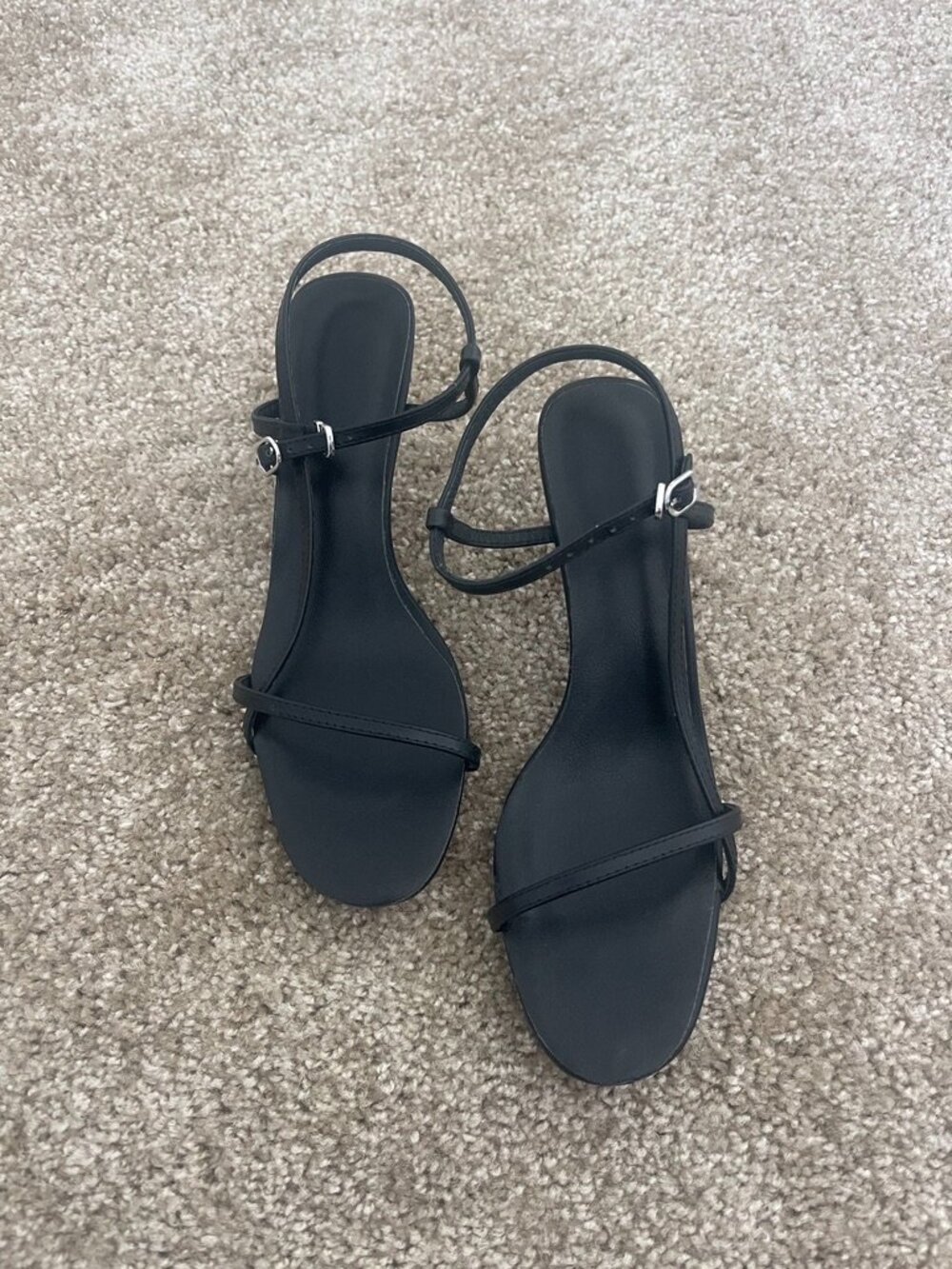 New Black Minimalist Ankle Strap Sandals | Low Heel | Size 7.5